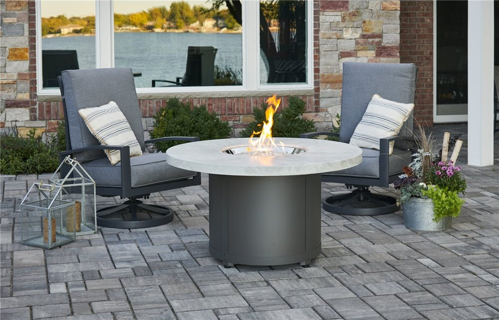 Outdoor GreatRoom White Onyx Round Fire Pit Table, 48", Chat Height